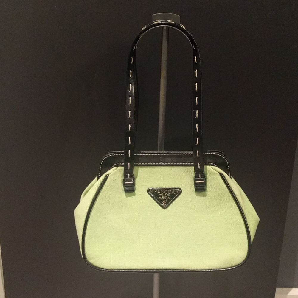 🍀🌸 Beautiful handbag by Pagoda🍀🌸🌸🌺